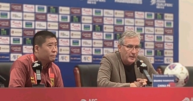 桑普多利亚陷危机,连败不止主帅面临下课  桑普多利亚陷危机,连败不止主帅面临下课